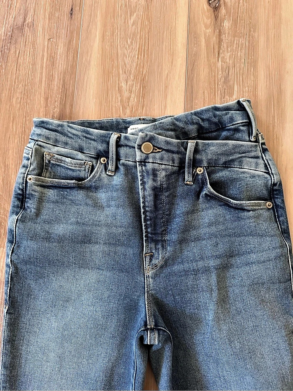 Good American Good Classic Straight Light Compression Jeans Size 6